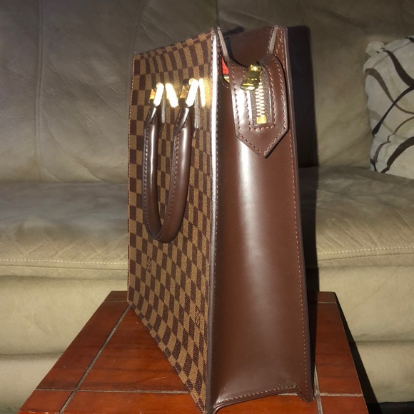 Louis Vuitton Bag - Picture 2 of 4